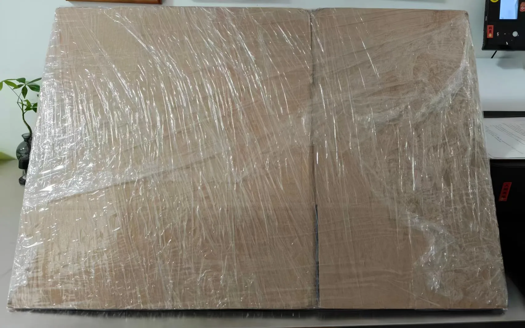 ​새로운 샘플이 해외 고객에게 성공적으로 발송되었습니다.